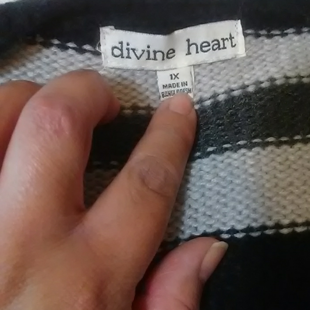 Sweater - Picture 4 of 5